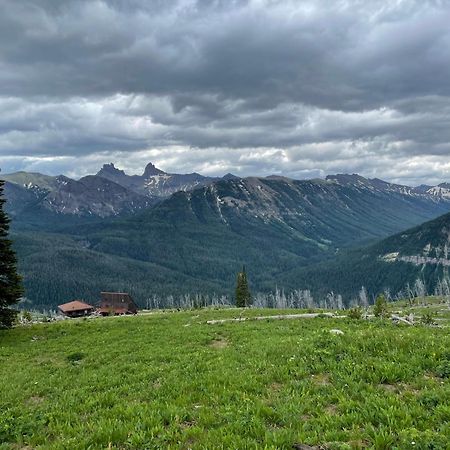 Antlers Lodge Cooke City Buitenkant foto