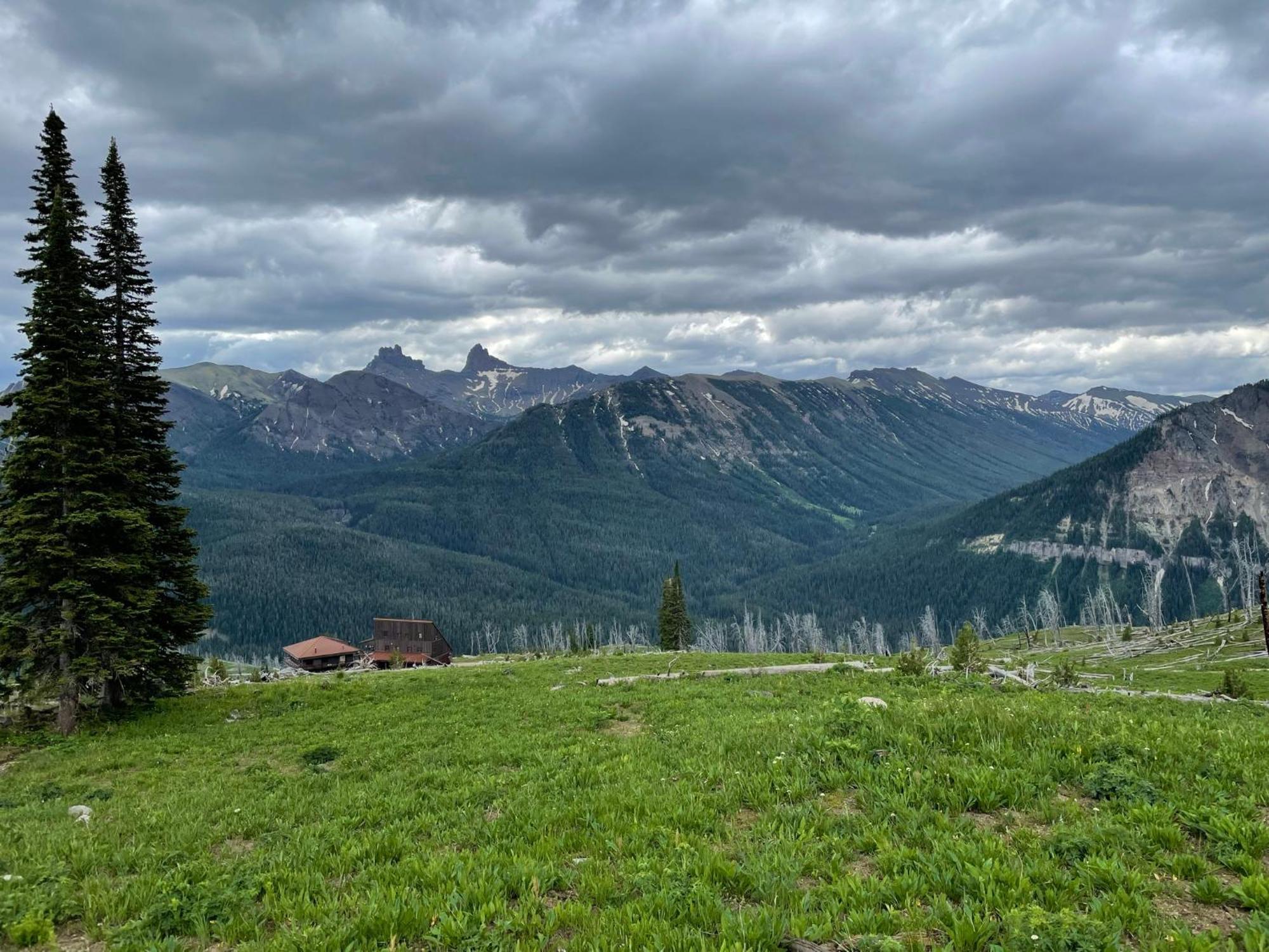 Antlers Lodge Cooke City Buitenkant foto